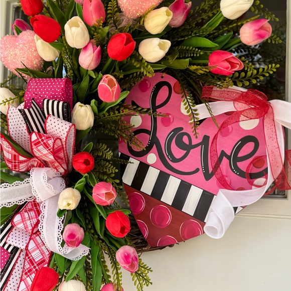 SOLD LOCALLY Love Valentine’s Day Wreath - Picture 5 of 10